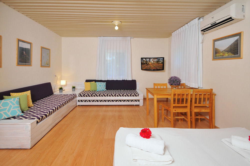 Travel Hotel Eilon Elon Dış mekan fotoğraf